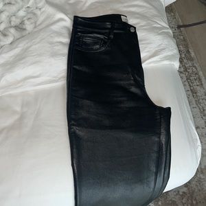 WILFRED MELINA BLACK LEATHER PANTS